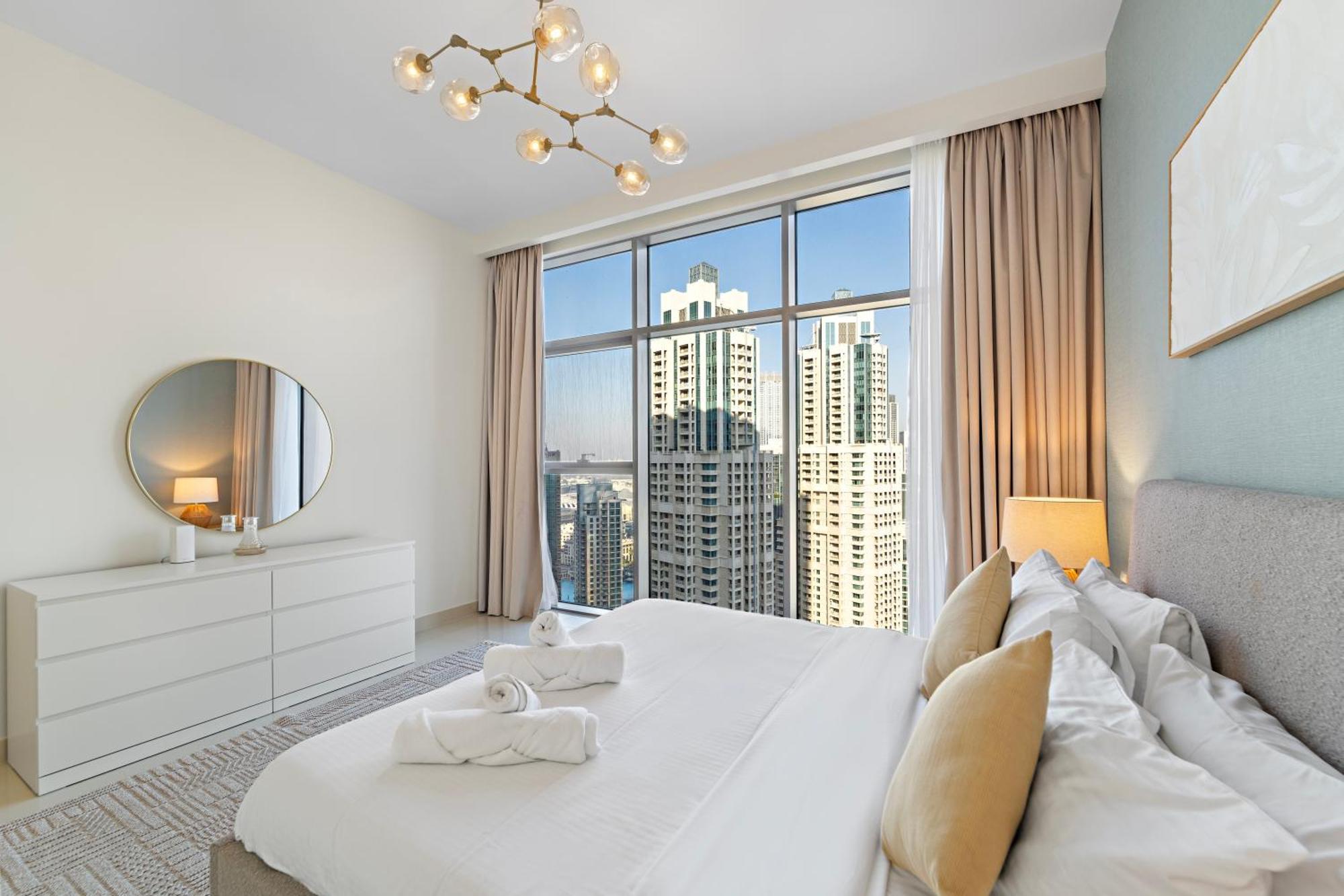 Apartment Luxe 4br In Downtown With Balcony Dubai