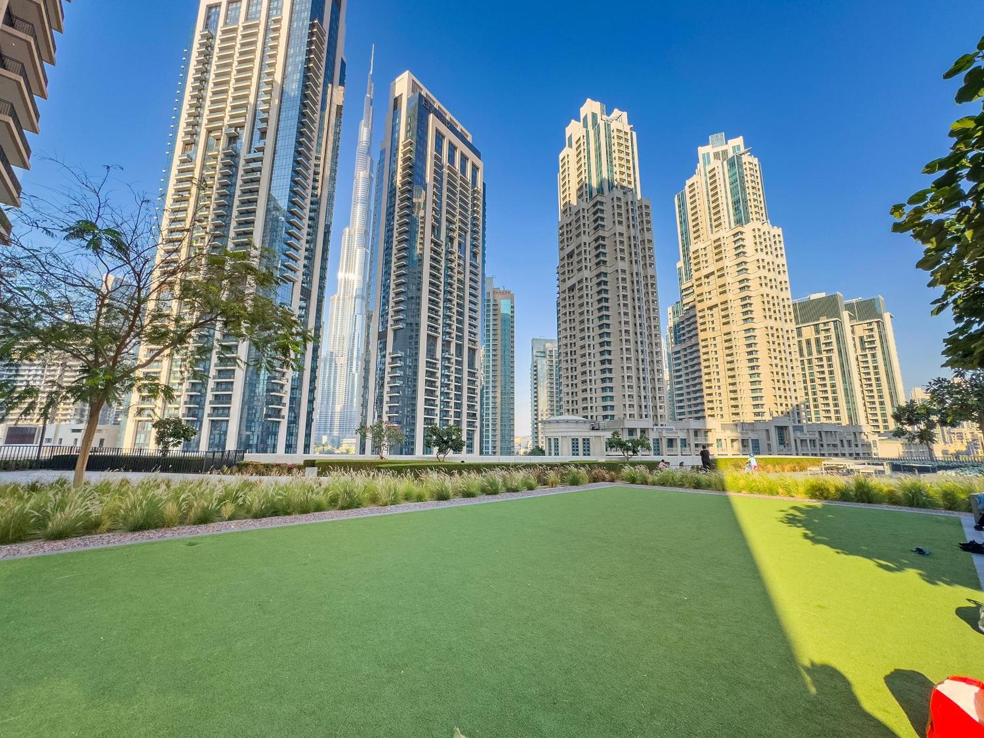 Apartment Luxe 4br In Downtown With Balcony